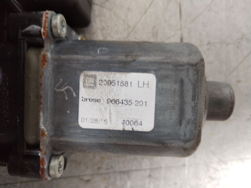 Recambio de elevalunas delantero izquierdo para opel adam unlimited ecoflex referencia OEM IAM 13408526 13350349 20951581