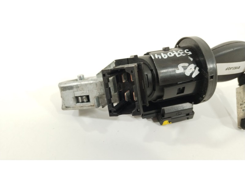 Recambio de conmutador de arranque para renault master kombi l1h1 3,3t referencia OEM IAM 8200405701F  281133492