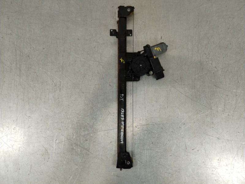 Recambio de elevalunas delantero izquierdo para fiat ducato caja/chasis (250_) 115 multijet 2,0 d referencia OEM IAM 1368922080 