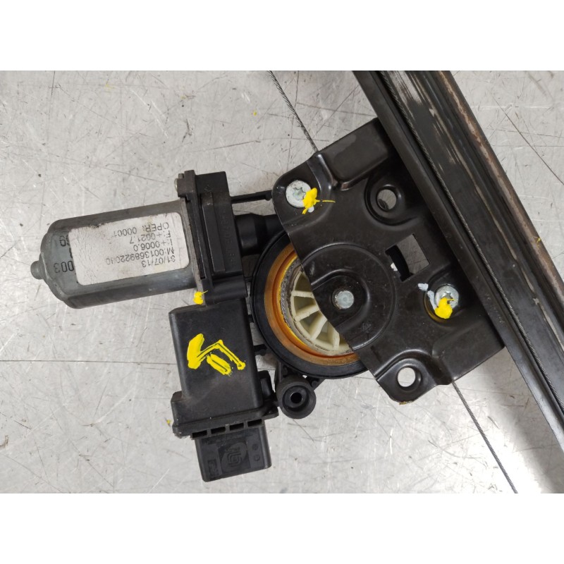 Recambio de elevalunas delantero izquierdo para fiat ducato caja/chasis (250_) 115 multijet 2,0 d referencia OEM IAM 1368922080 