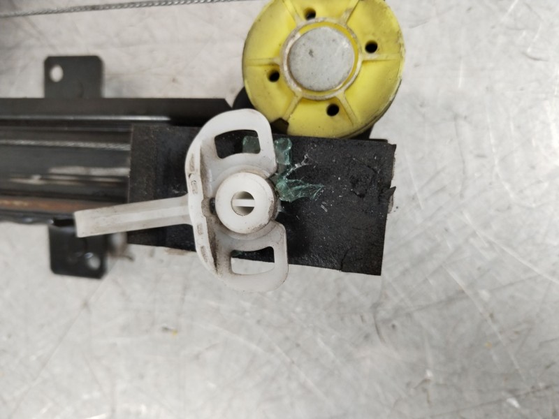 Recambio de elevalunas delantero izquierdo para fiat ducato caja/chasis (250_) 115 multijet 2,0 d referencia OEM IAM 1368922080 