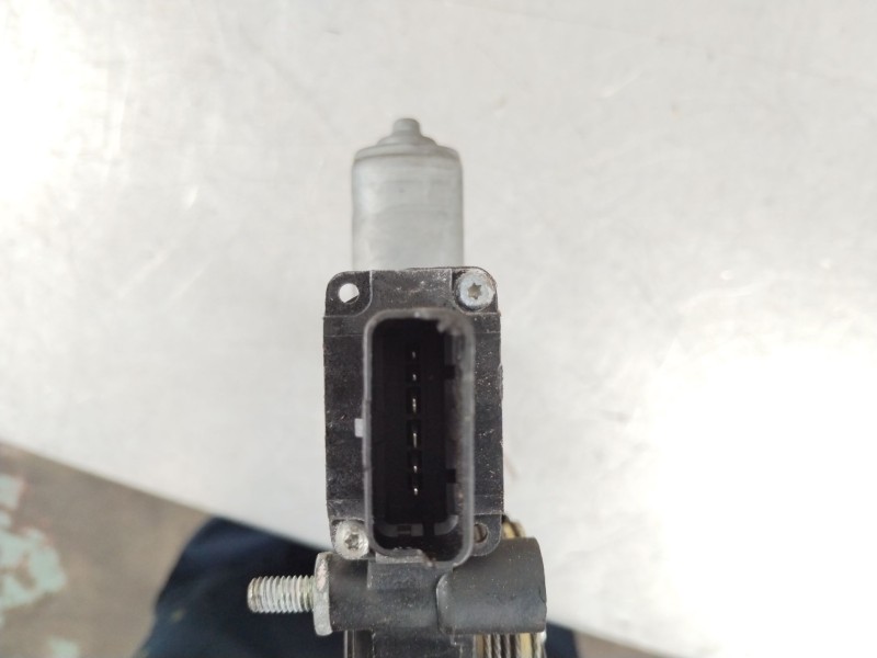 Recambio de elevalunas delantero izquierdo para fiat ducato caja/chasis (250_) 115 multijet 2,0 d referencia OEM IAM 1368922080 