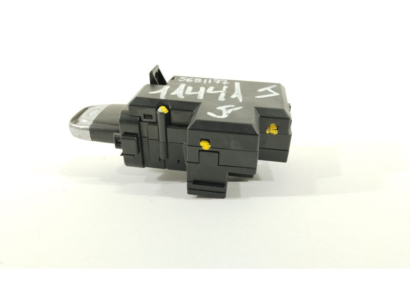 Recambio de conmutador de arranque para audi a4 ber. (b8) basis referencia OEM IAM 8K0909131D  333014301