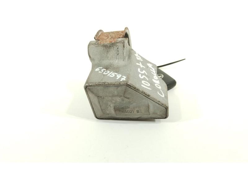 Recambio de antirrobo para toyota corolla (e15) high referencia OEM IAM 899985201  4528042140