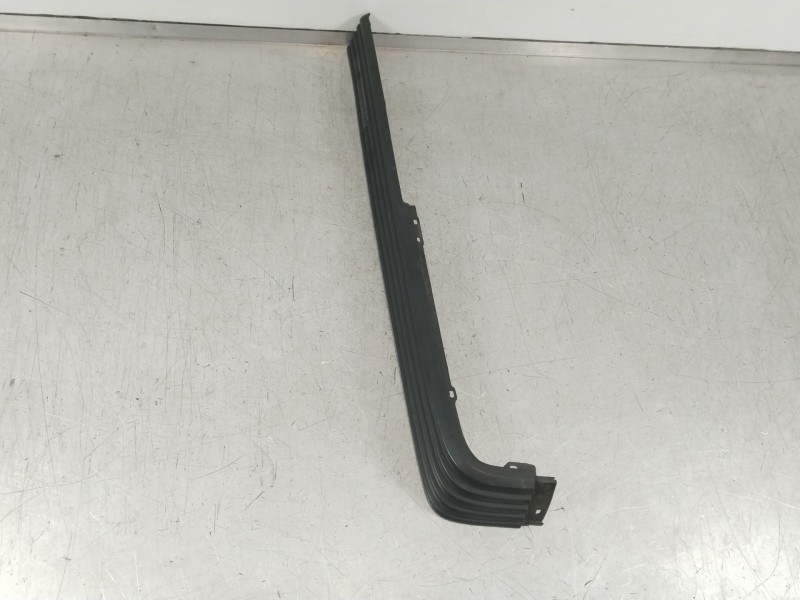 Recambio de moldura para renault fuego 829-explosion referencia OEM IAM RENAULT FUEGO GTX  