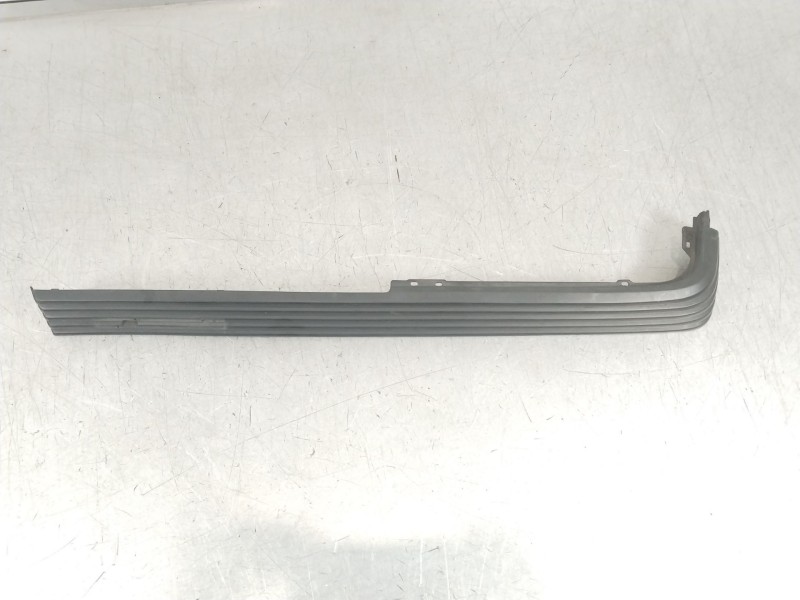 Recambio de moldura para renault fuego 829-explosion referencia OEM IAM RENAULT FUEGO GTX  