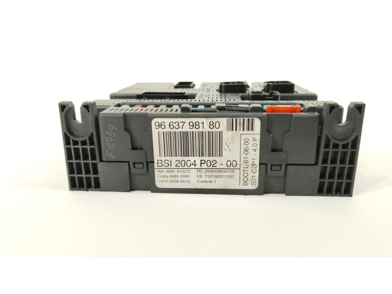 Recambio de caja reles / fusibles para peugeot 308 gt referencia OEM IAM 9663798180  