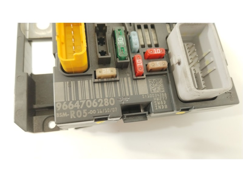 Recambio de caja reles / fusibles para peugeot 308 i (4a_, 4c_) 1.6 hdi referencia OEM IAM 9664706280  BSMR05