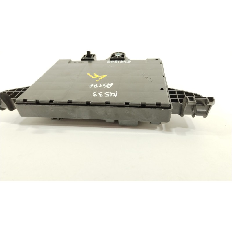 Recambio de caja reles / fusibles para opel astra j (p10) 2.0 cdti (68) referencia OEM IAM 13302300  365927271