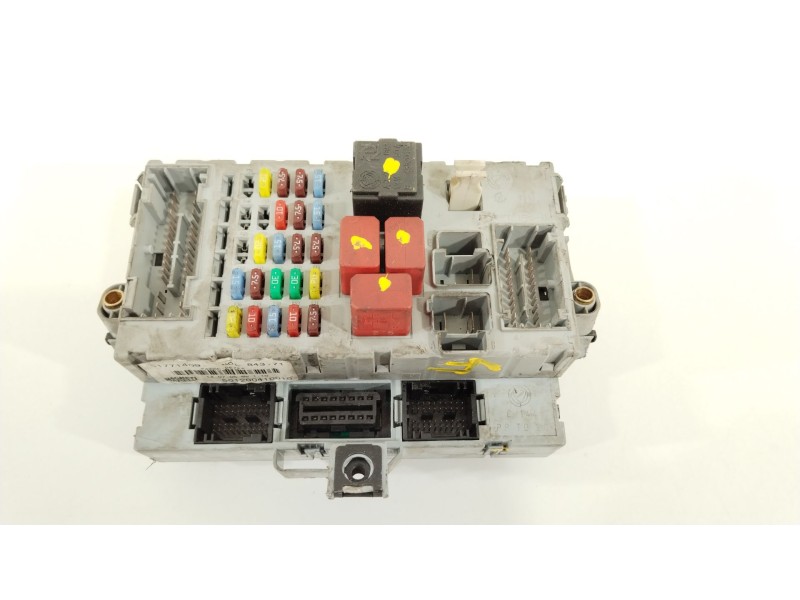 Recambio de caja reles / fusibles para lancia ypsilon (101) 1.3 16v multijet argento referencia OEM IAM 51771409  501200410010