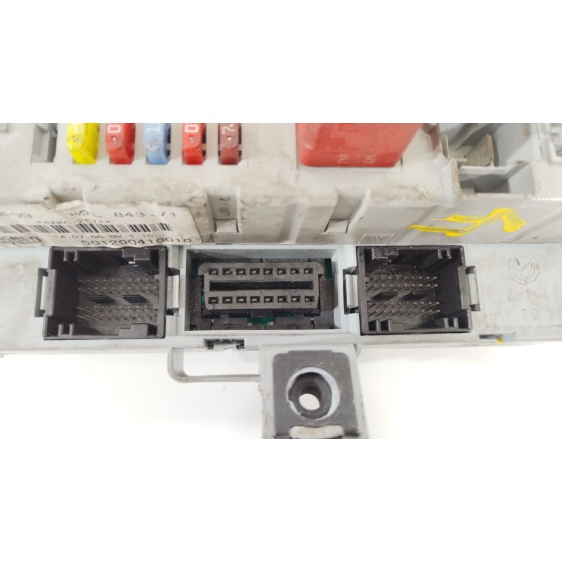Recambio de caja reles / fusibles para lancia ypsilon (101) 1.3 16v multijet argento referencia OEM IAM 51771409  501200410010