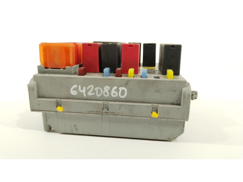 Recambio de caja reles / fusibles para alfa romeo gt (937_) 1.9 jtd (937cxn1b) referencia OEM IAM 51742420  