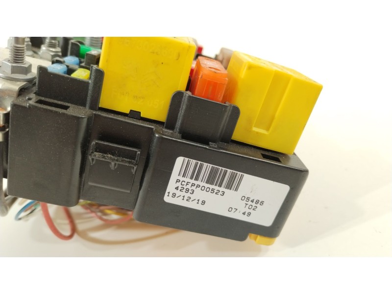 Recambio de caja reles / fusibles para citroën c-elysee (dd_) 1.5 bluehdi 100 referencia OEM IAM 9804848580 2E36409 BFRM2010
