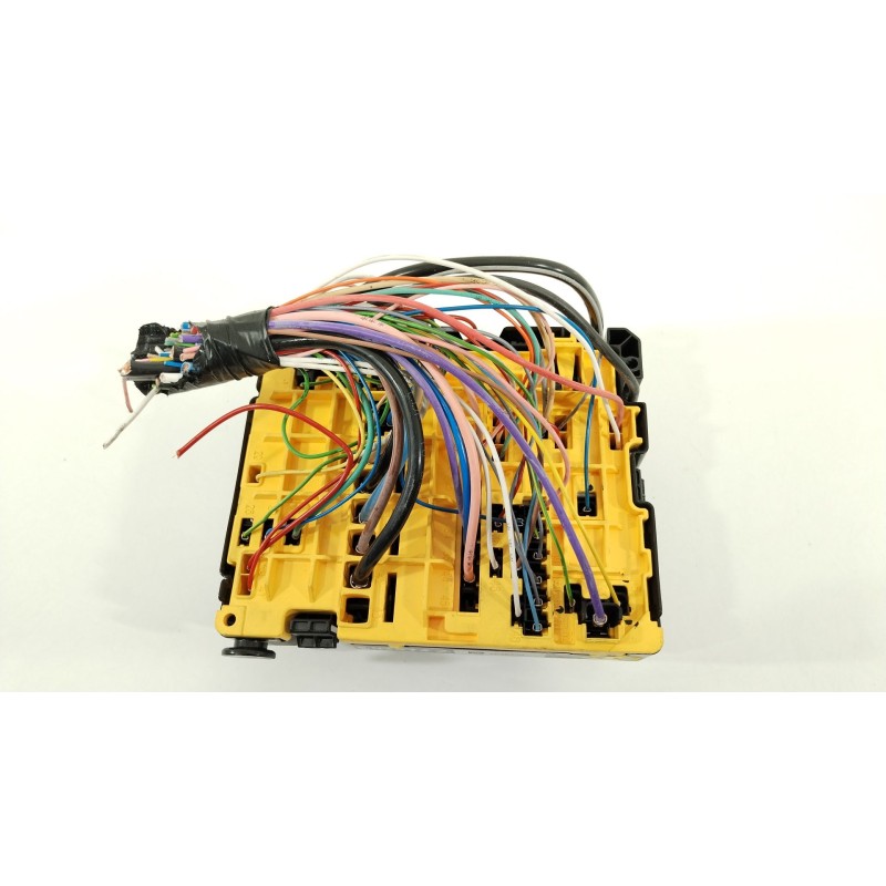 Recambio de caja reles / fusibles para citroën c-elysee (dd_) 1.5 bluehdi 100 referencia OEM IAM 9804848580 2E36409 BFRM2010