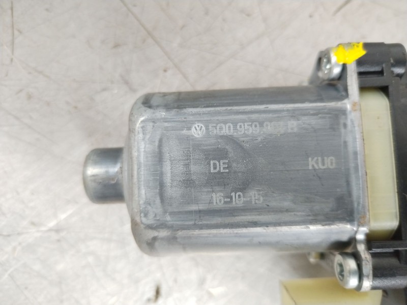 Recambio de elevalunas delantero izquierdo para seat leon (5f1) 2.0 tdi referencia OEM IAM 5F4837461D  5Q0959801B