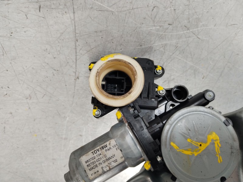 Recambio de elevalunas delantero izquierdo para toyota yaris (ksp9/scp9/nlp9) básico referencia OEM IAM 857020F010  857200D110D