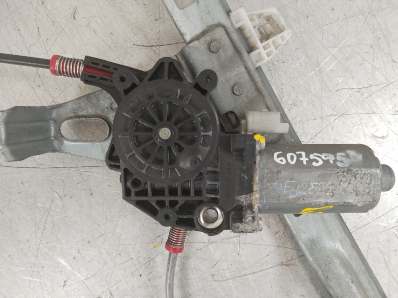 Recambio de elevalunas delantero izquierdo para peugeot 206+ básico referencia OEM IAM 9221F9 1648907280 0130821763