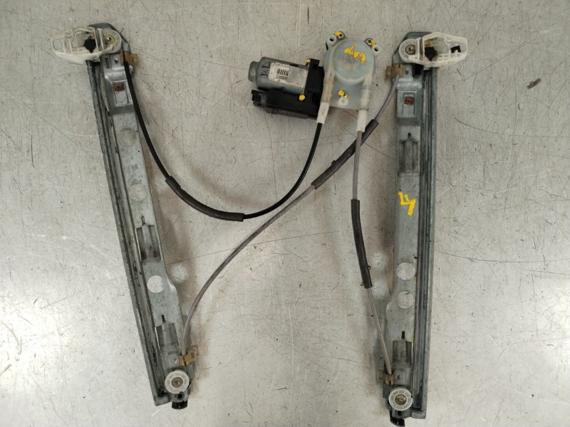 Recambio de elevalunas delantero derecho para renault megane ii berlina 5p authentique referencia OEM IAM 8201010925  