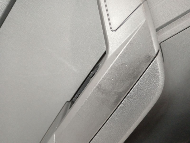 Recambio de guarnecido puerta trasera izquierda para seat ibiza v (kj1, kjg) 1.0 tsi referencia OEM IAM 6F0867133  