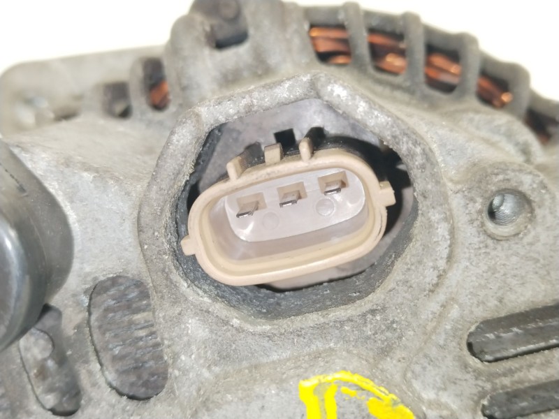 Recambio de alternador para suzuki swift iii (mz, ez) 1.3 (rs 413) referencia OEM IAM 3140084E01  