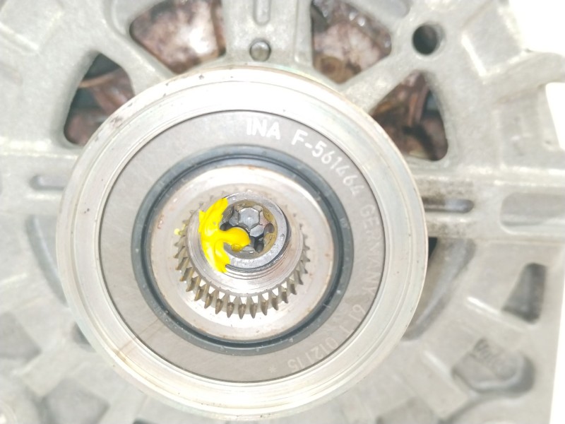 Recambio de alternador para nissan qashqai (j11) acenta referencia OEM IAM 231003624R  