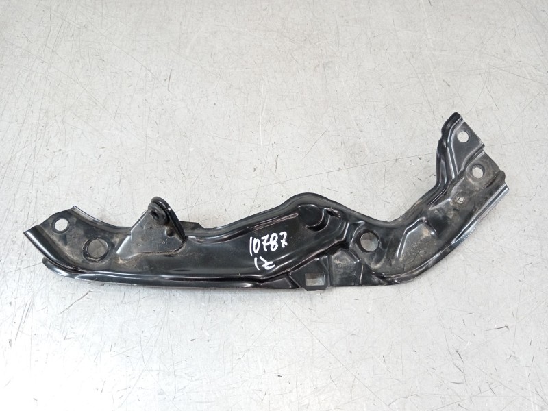 Recambio de travesaño superior para seat ibiza v (kj1, kjg) 1.0 tsi referencia OEM IAM 6F0806929  