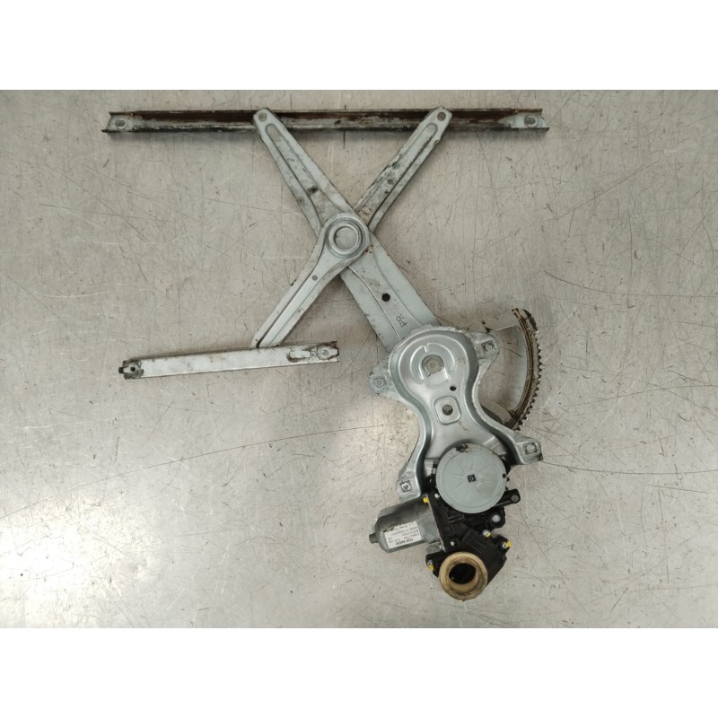 Recambio de elevalunas delantero derecho para toyota verso (_r2_) 1.6 d4-d (war20_) referencia OEM IAM 698100F021  857100F031