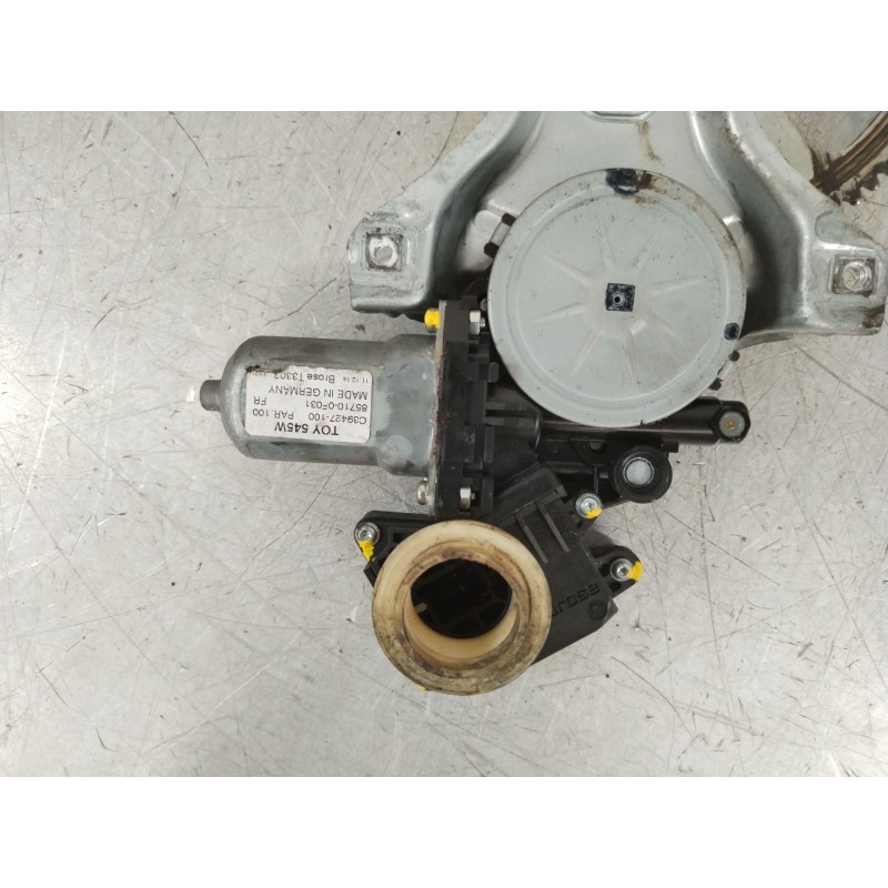 Recambio de elevalunas delantero derecho para toyota verso (_r2_) 1.6 d4-d (war20_) referencia OEM IAM 698100F021  857100F031