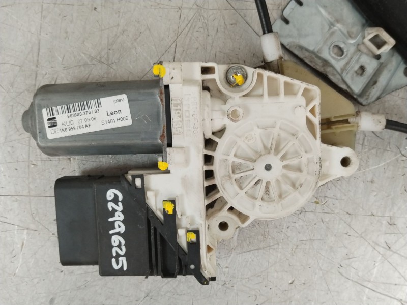 Recambio de elevalunas trasero derecho para seat leon (1p1) 2.0 cupra r referencia OEM IAM 1P0839462A  1K0959704AF