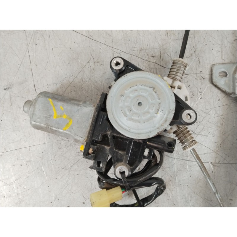 Recambio de elevalunas trasero derecho para suzuki vitara se/sv (et) 1.9 td largo lujo referencia OEM IAM 8353057B00  