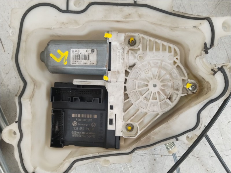 Recambio de elevalunas delantero izquierdo para seat toledo iii (5p2) 1.9 tdi referencia OEM IAM 5P0837461  5P0837401J