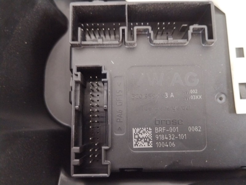 Recambio de elevalunas delantero izquierdo para seat leon (1p1) reference referencia OEM IAM 1P0837401S 3C0959793A 1T0959701AG