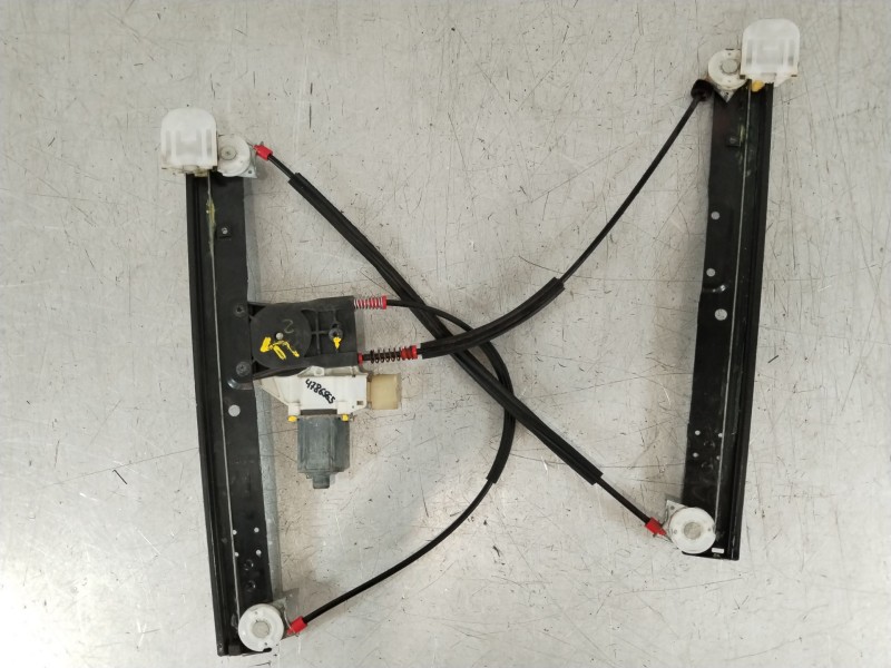 Recambio de elevalunas delantero izquierdo para ford mondeo ber. (ca2) ghia referencia OEM IAM 1803915 1803915 6M2114A389B