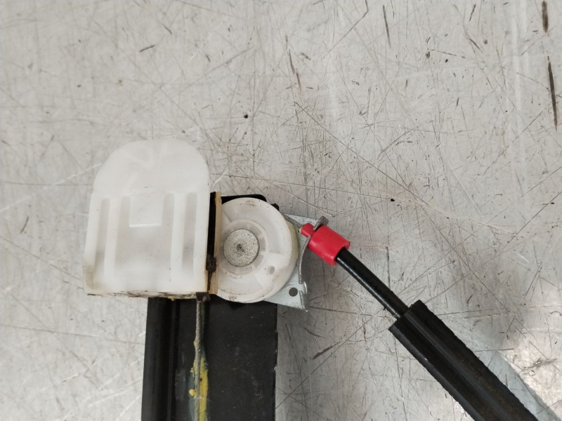 Recambio de elevalunas delantero izquierdo para ford mondeo ber. (ca2) ghia referencia OEM IAM 1803915 1803915 6M2114A389B