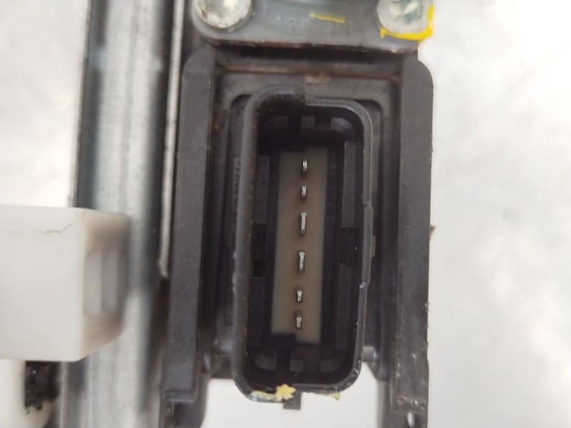 Recambio de elevalunas trasero izquierdo para peugeot 308 sw sport referencia OEM IAM 9680979080  9680692380