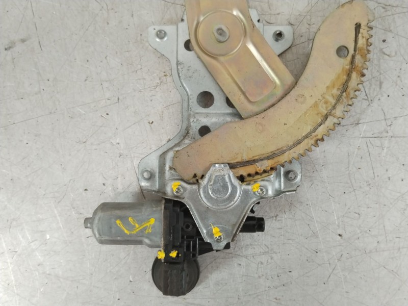 Recambio de elevalunas delantero izquierdo para suzuki swift berlina (mz) gl (3-ptas.) referencia OEM IAM 8340263J51  8346063J00