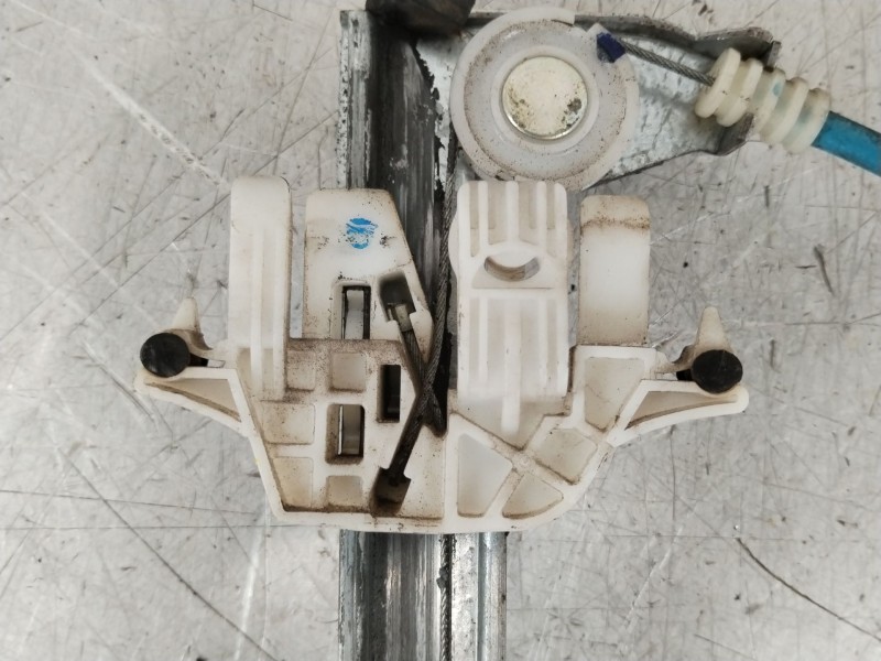 Recambio de elevalunas delantero derecho para peugeot 406 break (8e/f) 2.0 hdi 110 referencia OEM IAM 9222F4  