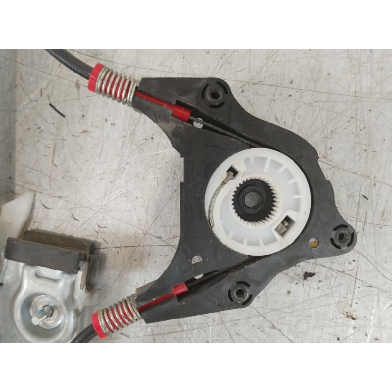 Recambio de elevalunas delantero izquierdo para ford fiesta vi (cb1, ccn) 1.4 tdci referencia OEM IAM 1837995  