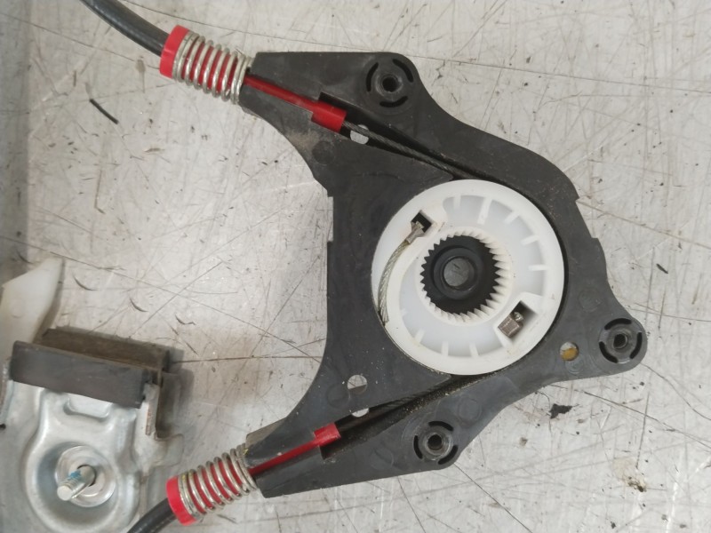 Recambio de elevalunas delantero izquierdo para ford fiesta vi (cb1, ccn) 1.4 tdci referencia OEM IAM 1837995  