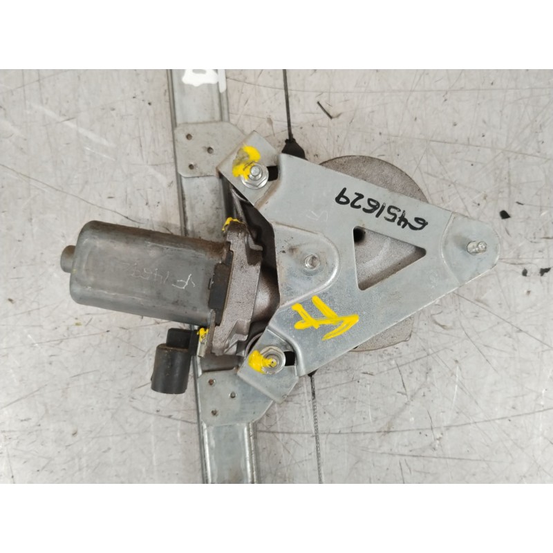 Recambio de elevalunas delantero derecho para nissan primastar furgoneta (x83) 2.0 dci 115 referencia OEM IAM 37103001  8070000Q