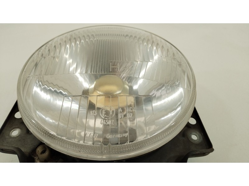 Recambio de faro izquierdo para volkswagen golf ii (19e, 1g1) 1.8 gti 16v referencia OEM IAM 191941753B  
