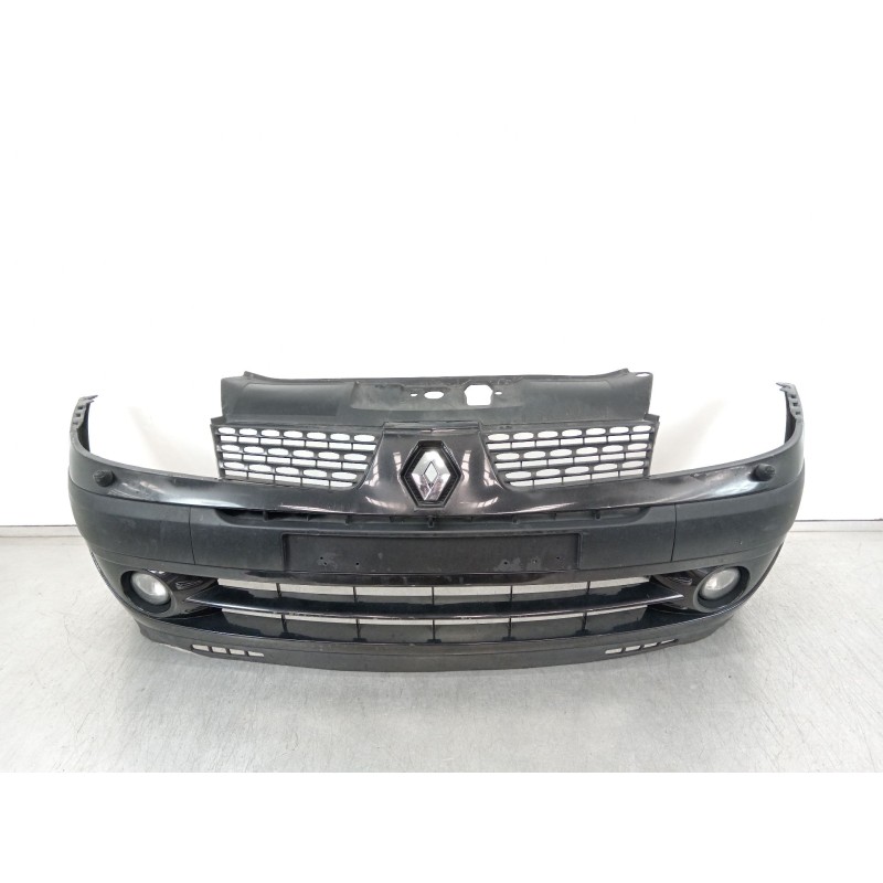 Recambio de paragolpes delantero para renault clio ii (bb_, cb_) 1.4 (b/cb0c, b/cb0s) referencia OEM IAM 8200074471  