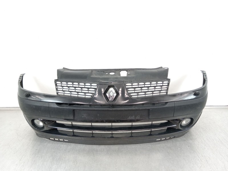 Recambio de paragolpes delantero para renault clio ii (bb_, cb_) 1.4 (b/cb0c, b/cb0s) referencia OEM IAM 8200074471  