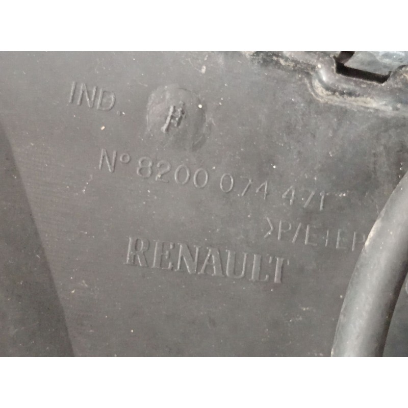 Recambio de paragolpes delantero para renault clio ii (bb_, cb_) 1.4 (b/cb0c, b/cb0s) referencia OEM IAM 8200074471  