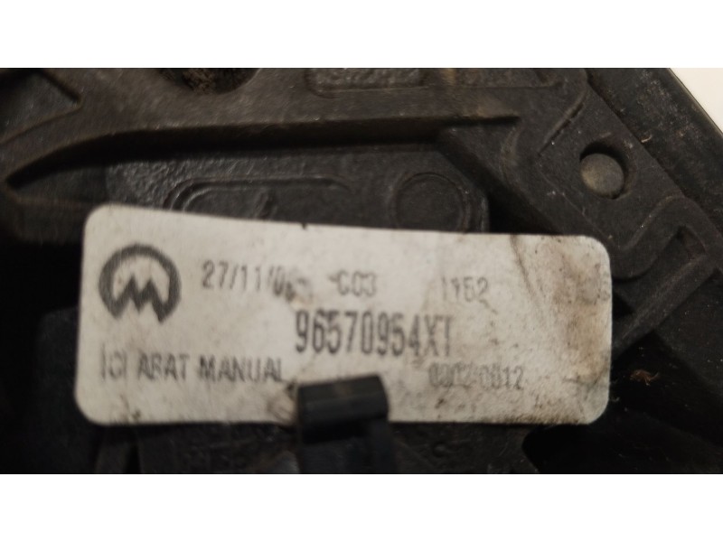 Recambio de retrovisor izquierdo para citroën xsara picasso (n68) 1.6 hdi referencia OEM IAM 96570954XT  