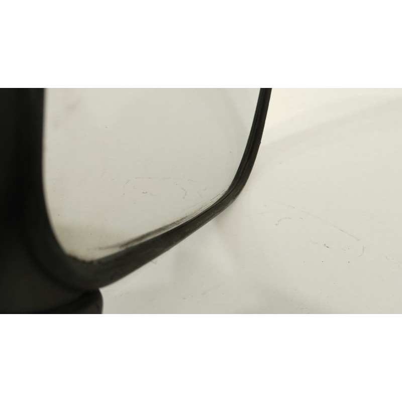 Recambio de retrovisor derecho para nissan vanette cargo autobús (hc 23) 2.3 d referencia OEM IAM 963018C800  