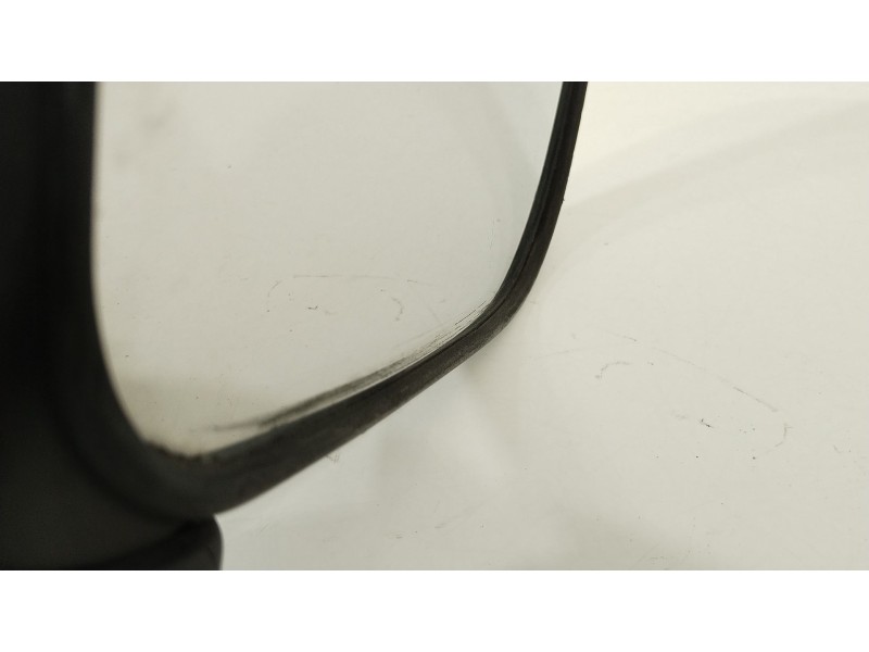 Recambio de retrovisor derecho para nissan vanette cargo autobús (hc 23) 2.3 d referencia OEM IAM 963018C800  