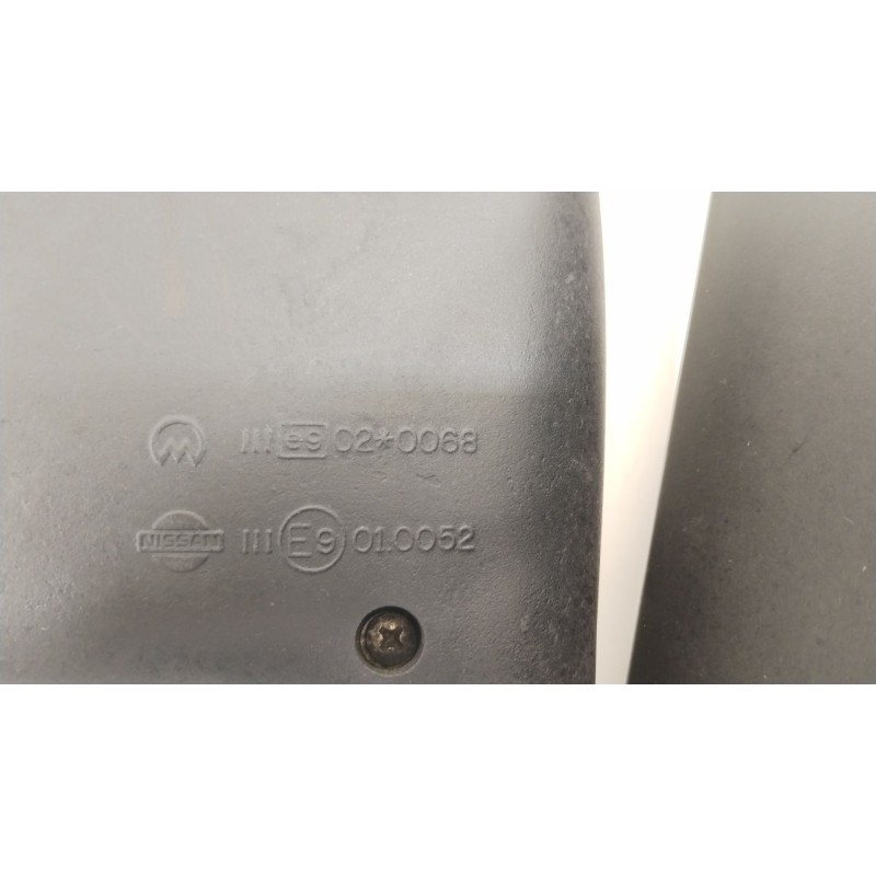 Recambio de retrovisor derecho para nissan vanette cargo autobús (hc 23) 2.3 d referencia OEM IAM 963018C800  
