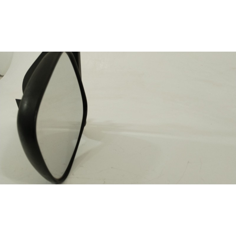Recambio de retrovisor izquierdo para nissan vanette cargo autobús (hc 23) 2.3 d referencia OEM IAM 963028C800  