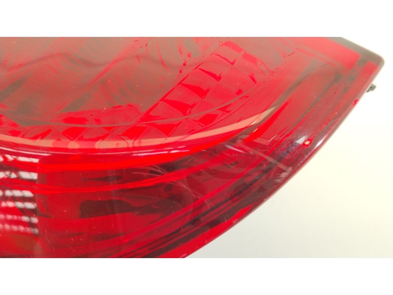 Recambio de piloto trasero derecho para fiat doblo cargo (263_) 1.6 d multijet referencia OEM IAM 51810673  